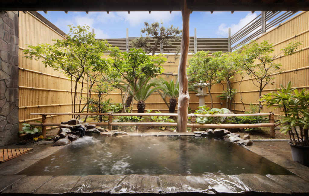 Tateyama Yuhikaigan Hotel Buitenkant foto